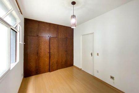 Quarto de kitnet/studio à venda com 1 quarto, 50m² em Lourdes, Belo Horizonte