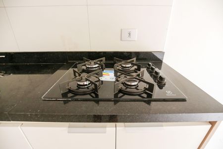 Sala / Cozinha de apartamento para alugar com 1 quarto, 30m² em Quitaúna, Osasco