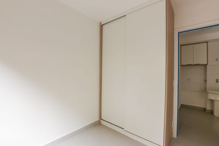 Quarto  de apartamento para alugar com 1 quarto, 30m² em Quitaúna, Osasco