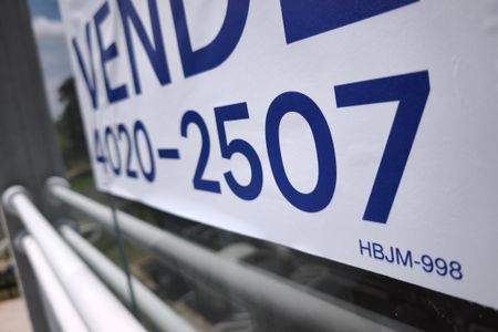 Apartamento à venda com 49m², 2 quartos e 1 vaga Apartamento à venda com 49m², 2 quartos e 1 vagaPLACA INSTALADA NO IMÓVEL