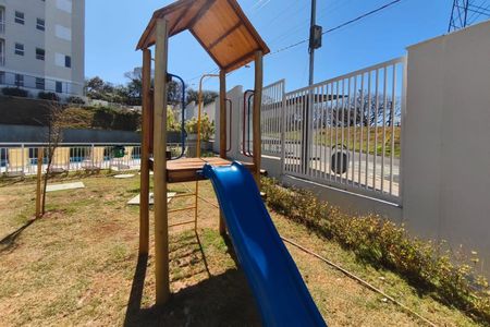 Apartamento à venda com 49m², 2 quartos e 1 vaga Apartamento à venda com 49m², 2 quartos e 1 vagaÁrea comum - Playground
