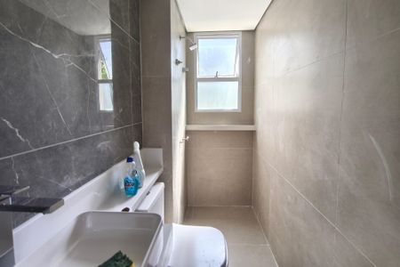 Banheiro Suíte de apartamento à venda com 2 quartos, 49m² em Jardim das Cerejeiras, Campinas