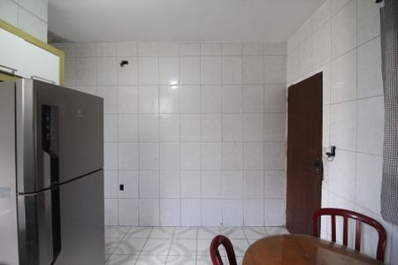 Casa à venda com 260m², 3 quartos e 2 vagas Casa à venda com 260m², 3 quartos e 2 vagasCasa 04