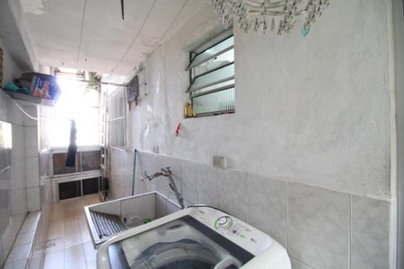 Casa à venda com 260m², 3 quartos e 2 vagas Casa à venda com 260m², 3 quartos e 2 vagasÁrea de Serviço