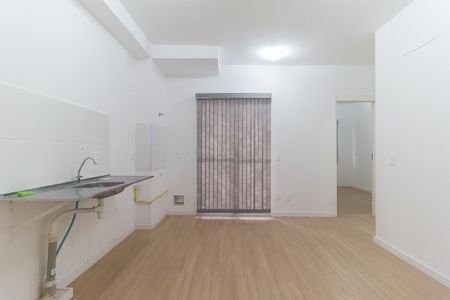 Sala/Cozinha de apartamento para alugar com 2 quartos, 61m² em Jardim Santo Antonio, Poá