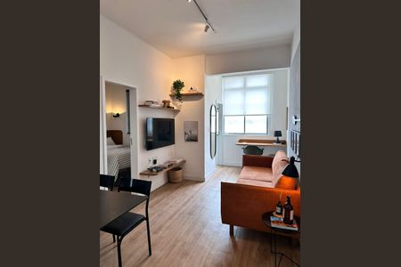 Sala de apartamento para alugar com 2 quartos, 45m² em Copacabana, Rio de Janeiro