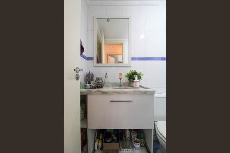Apartamento à venda com 117m², 2 quartos e 1 vaga Apartamento à venda com 117m², 2 quartos e 1 vagaBanheiro