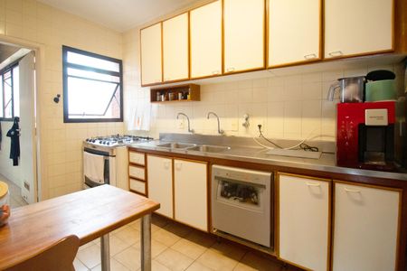 Apartamento à venda com 132m², 3 quartos e 2 vagas