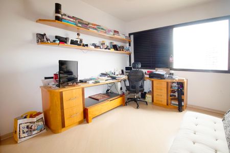 Apartamento à venda com 132m², 3 quartos e 2 vagas