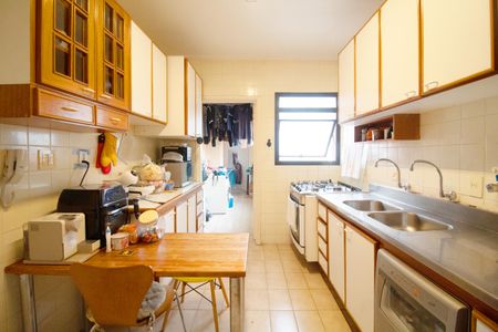 Apartamento à venda com 132m², 3 quartos e 2 vagas