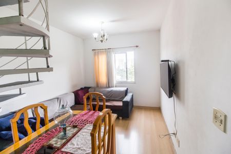 Apartamento à venda com 107m², 2 quartos e 2 vagasSala 