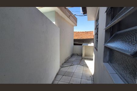 Casa à venda com 145m², 2 quartos e 2 vagas Casa à venda com 145m², 2 quartos e 2 vagasQuintal