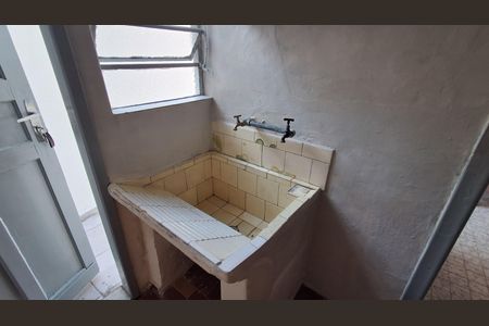 Casa à venda com 145m², 2 quartos e 2 vagas Casa à venda com 145m², 2 quartos e 2 vagasÁrea de Serviço