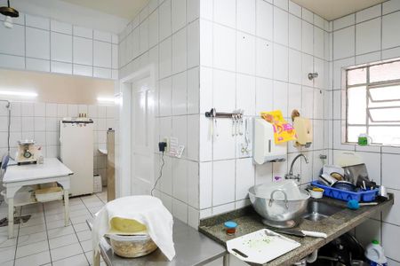 Casa à venda com 145m², 2 quartos e 2 vagasEdícula