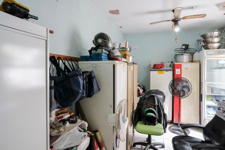 Casa à venda com 145m², 2 quartos e 2 vagasEdícula