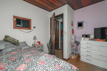 Casa à venda com 200m², 3 quartos e 4 vagasQuarto 2