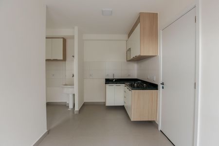 Sala / Cozinha de apartamento para alugar com 1 quarto, 30m² em Quitaúna, Osasco