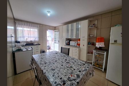 Cozinha de casa à venda com 2 quartos, 144m² em Santo Antônio, Osasco