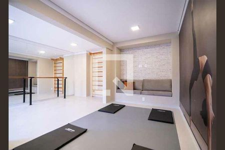 Apartamento para alugar com 25m², 1 quarto e sem vaga Apartamento para alugar com 25m², 1 quarto e sem vagaÁrea comum - Sala de Ginástica