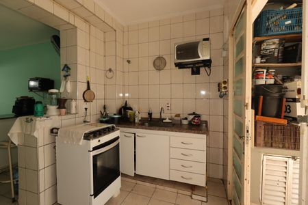 Casa à venda com 290m², 2 quartos e 5 vagasCozinha da casa 1