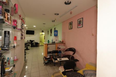 Casa à venda com 290m², 2 quartos e 5 vagasAntessala da casa 3