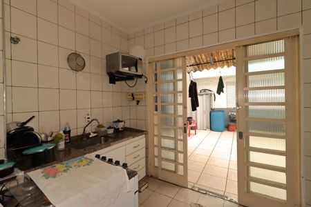 Casa à venda com 290m², 2 quartos e 5 vagasCozinha da casa 1