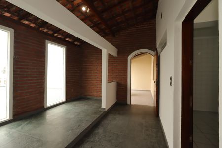 Casa à venda com 290m², 2 quartos e 5 vagasAntessala da casa 2