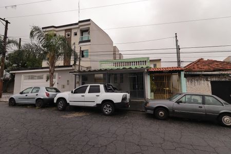 Casa à venda com 290m², 2 quartos e 5 vagasFachada