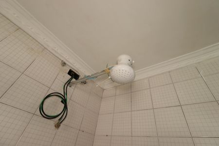 Casa à venda com 290m², 2 quartos e 5 vagasBanheiro da casa 2 - Chuveiro