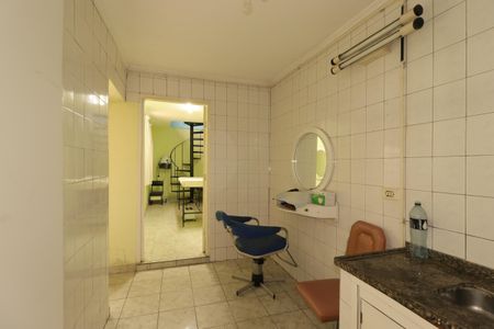 Casa à venda com 290m², 2 quartos e 5 vagasCozinha da casa 3