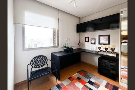 Apartamento à venda com 171m², 3 quartos e 4 vagasSala 2