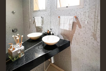 Apartamento à venda com 171m², 3 quartos e 4 vagasLavabo