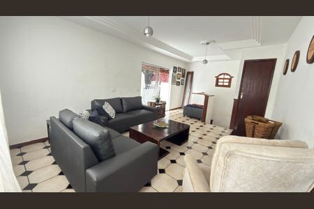 Apartamento à venda com 3 quartos, 150m² em Padre Eustáquio, Belo Horizonte