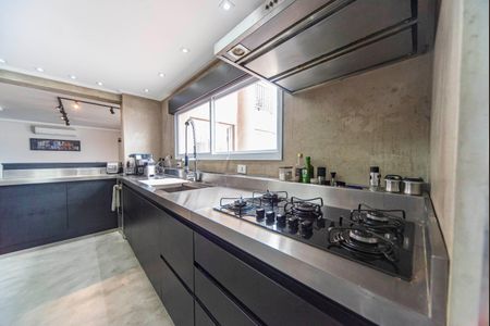 Apartamento à venda com 118m², 3 quartos e 2 vagasCozinha 