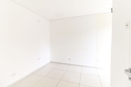 Casa para alugar com 65m², 2 quartos e 2 vagas Casa para alugar com 65m², 2 quartos e 2 vagasSuíte 2