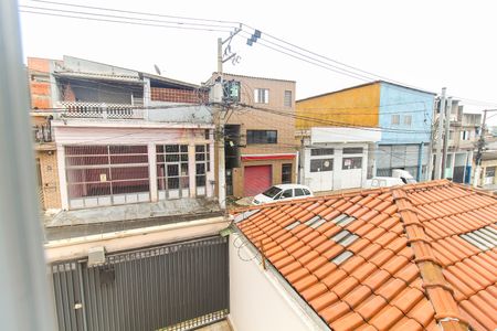 Vista da Suíte 1 de casa para alugar com 2 quartos, 65m² em Vila Yolanda, Ferraz de Vasconcelos