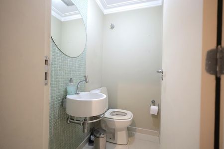 Apartamento à venda com 146m², 3 quartos e 3 vagasBanheiro