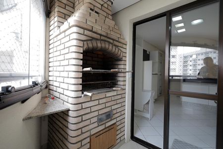 Apartamento à venda com 146m², 3 quartos e 3 vagasChurrasqueira