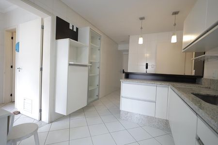 Apartamento à venda com 146m², 3 quartos e 3 vagasCozinha