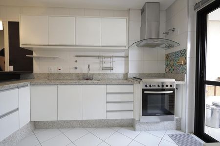 Apartamento à venda com 146m², 3 quartos e 3 vagasCozinha
