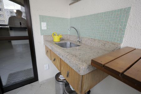 Apartamento à venda com 146m², 3 quartos e 3 vagasChurrasqueira
