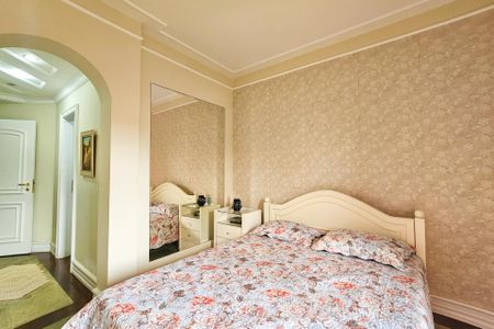 Apartamento para alugar com 180m², 3 quartos e 2 vagassuíte 3