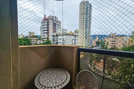 Apartamento para alugar com 180m², 3 quartos e 2 vagasVaranda