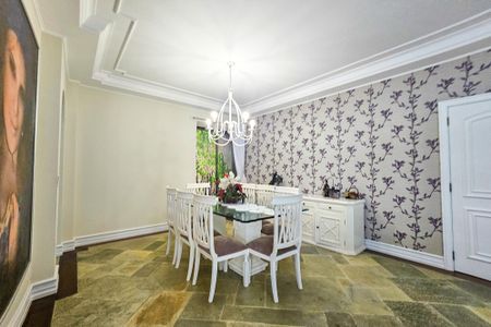 Apartamento para alugar com 180m², 3 quartos e 2 vagassala