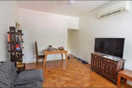 Apartamento para alugar com 68m², 2 quartos e sem vagaSala