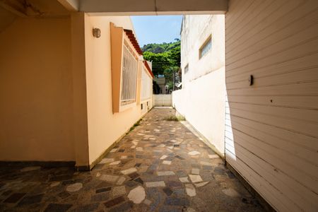 Casa à venda com 100m², 3 quartos e 4 vagasGaragem