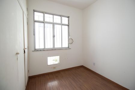 Quarto 2 de casa à venda com 3 quartos, 100m² em Vila Kosmos, Rio de Janeiro