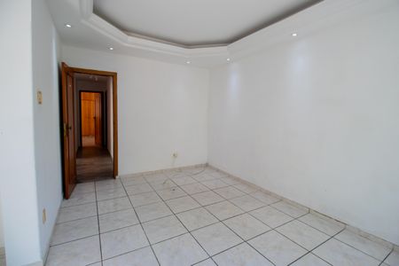 Casa à venda com 100m², 3 quartos e 4 vagasSala