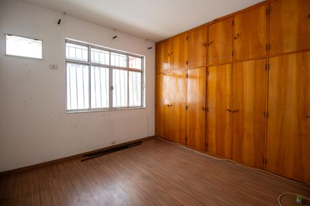 Casa à venda com 100m², 3 quartos e 4 vagasQuarto 3