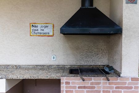 Apartamento para alugar com 45m², 2 quartos e 1 vagaÁrea comum - Churrasqueira